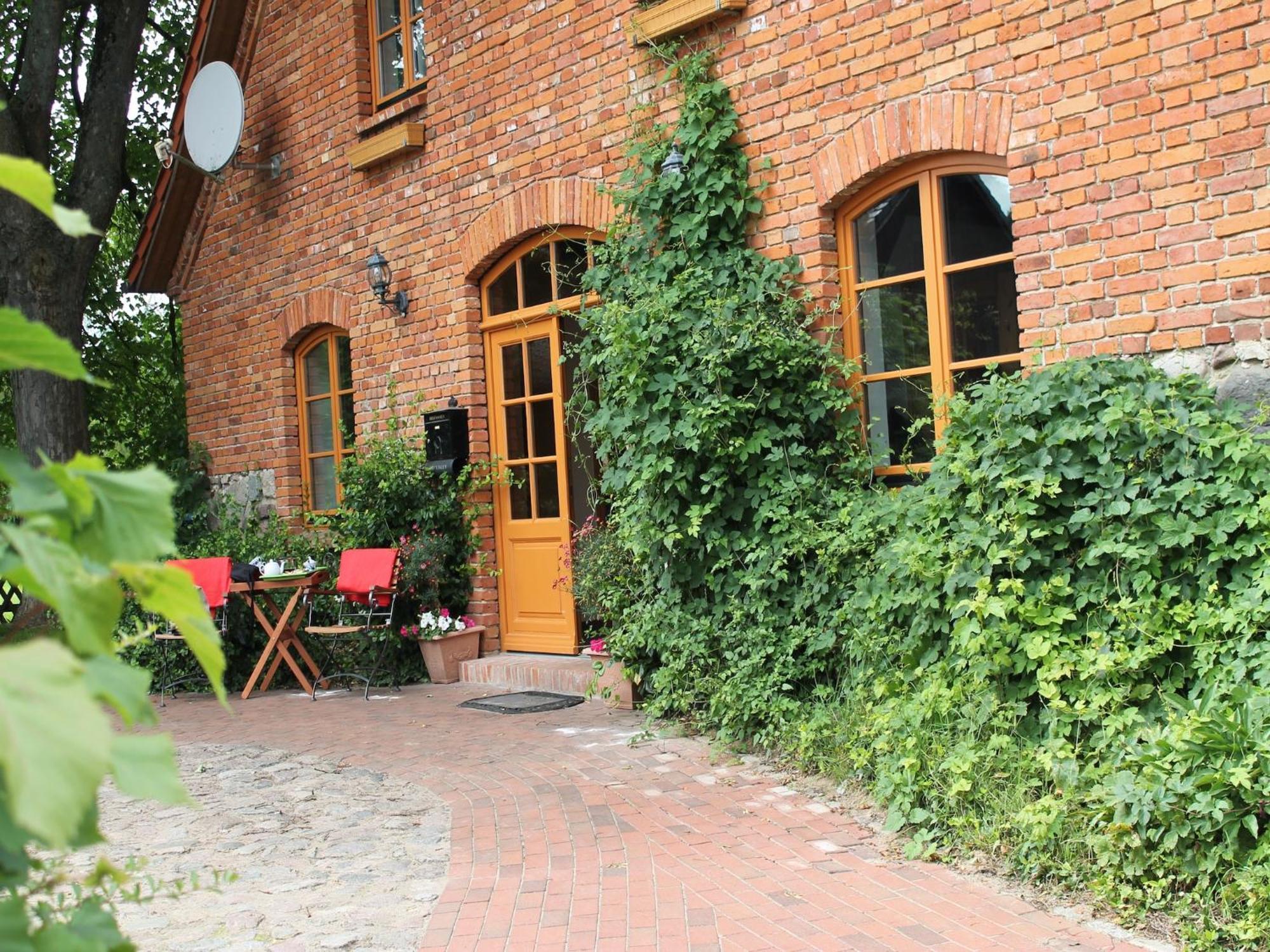 Villa Mansion In Gressow With Terrace Garden Bbq Pond Bicycles Exterior foto